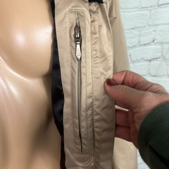 Obermeyer Leighton Champagne or gold full zip winter/ski jacket size 6 - Picture 12 of 16